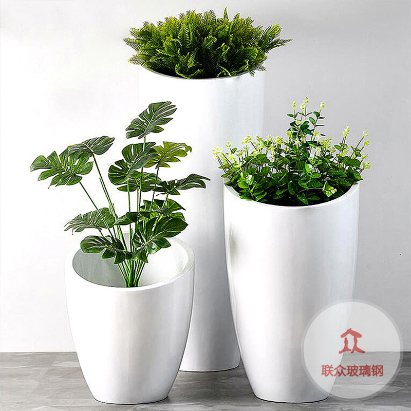 怎么樣才能做出高品質(zhì)的玻璃鋼家具呢？