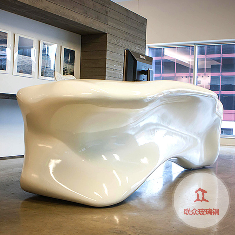玻璃鋼創(chuàng)意車頭造型接待臺室內(nèi)大堂服務(wù)工作登記臺4S店前臺廠家